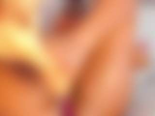 Dakota Wangi's Live Sex Cam Show