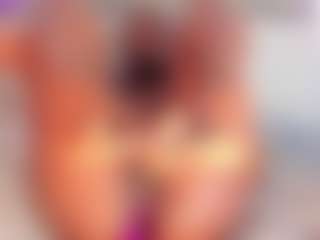 Dakota Wangi's Live Sex Cam Show
