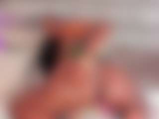 Live-Cam-Show mit Dakota Wangi - Sexwebcam Latina auf Camsoda
