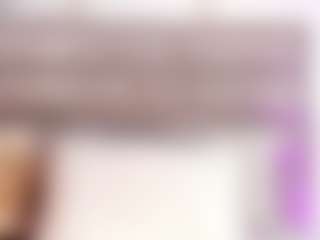 Live cam show with Dakota Wangi - Black Amateur on Camsoda