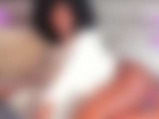 Dakota Wangi's Live Sex Cam Show