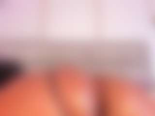 Live cam show with Dakota Wangi - BBW Teen (18+) on Soda Cam