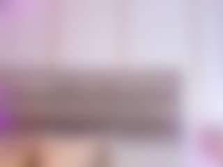 Live cam show with Dakota Wangi - Teen (18+) on Camsoda