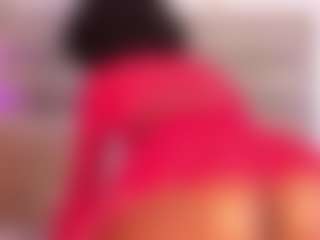 Live cam show with Dakota Wangi - Spank Ebony on Hubzter Live