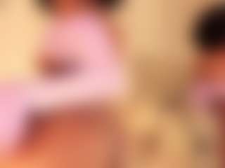 Live cam show with Dakota Wangi - Flashing on Soda Cam