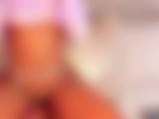 Live cam show with Dakota Wangi - Small Tits Teen (18+) on Uber Horny