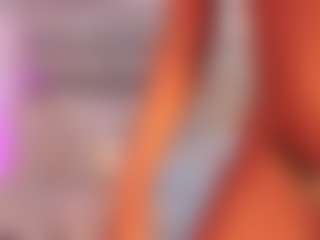 Live cam show with Dakota Wangi - Black Squirt on mypornchat.com