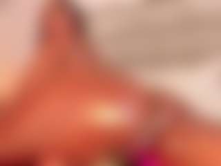 Dakota Wangi's Live Sex Cam Show