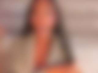 Live cam show with Dakota Wangi - Black BBW on Camsoda