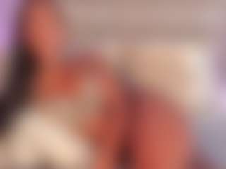 Live cam show with Dakota Wangi - Average on Lustler