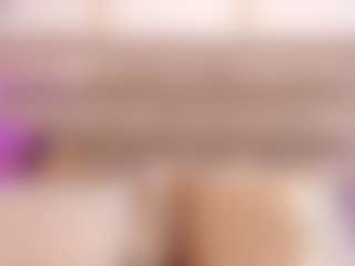 Live cam show with Dakota Wangi - Small Tits on liverealitysex.com