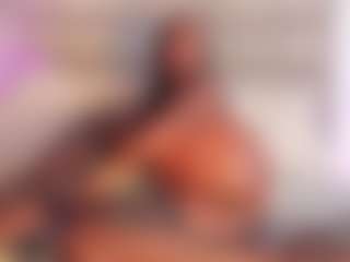 Live cam show with Dakota Wangi - Ebony Squirt on Nude Live Now