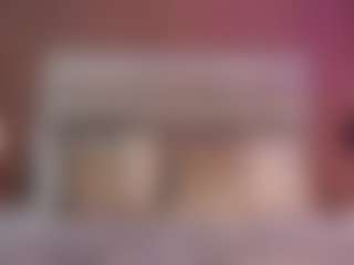 Live cam show with Dakota Wangi - Middle Aged on Camsoda