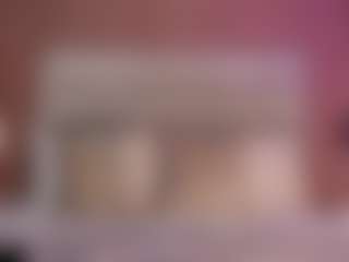 Live cam show with Dakota Wangi - Ebony Middle Aged on Camsoda