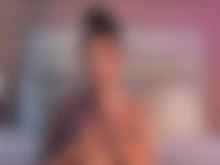 Live cam show with Dakota Wangi - Spy Granny on Camsoda