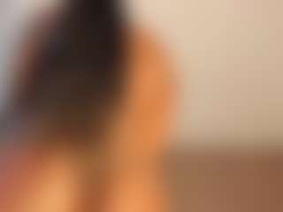 Live cam show with Dakota Wangi - Middle Aged on thefappeningchat.com