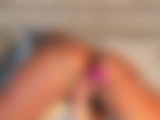 Dakota Wangi's Live Sex Cam Show