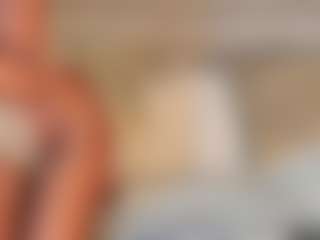 Live cam show with Dakota Wangi - Wet on Dare Cams