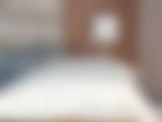 Live cam show with Dakota Wangi - Cute on dropp.cam