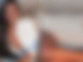 Live cam show with Dakota Wangi - Black BBW on Camsoda