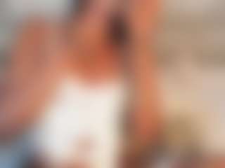 Live cam show with Dakota Wangi - Curvy Young Adult on Camsoda