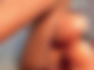 Dakota Wangi's Live Sex Cam Show