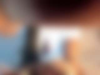 Live cam show with Dakota Wangi - Spy Granny on Camsoda