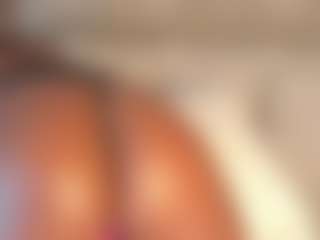 Dakota Wangi's Live Sex Cam Show