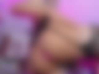 Live cam show with Eva-walker - Dirty Talk on Chatstar
