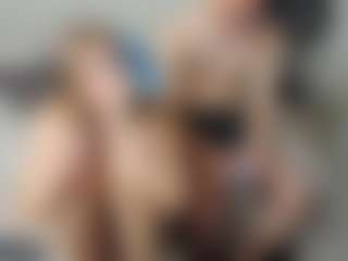 Live cam show with WildLovers - Skinny on TeamSkeetLive