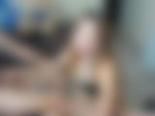 Live cam show with WildLovers - Strip on Soda Cam