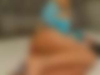 Live cam show with MeganXDesire - Big Ass on Camversity