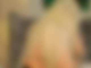 Live cam show with MeganXDesire - Oil on camwithhim.com