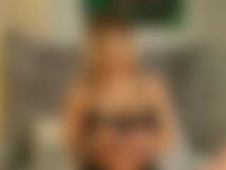 Live cam show with MeganXDesire - Granny Big Ass on sexylive.show