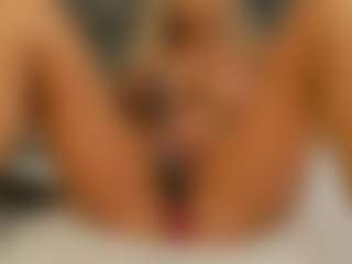 Live cam show with MeganXDesire - Big Ass MILF on Dolls Live