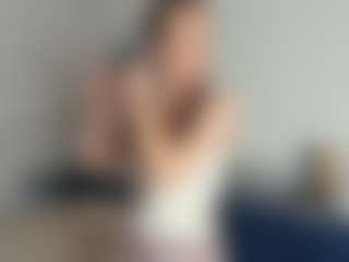 NoelleAnstett's Live Sex Cam Show