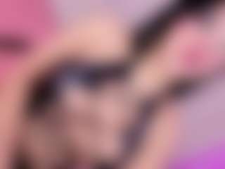 Taii-Leal's Live Sex Cam Show