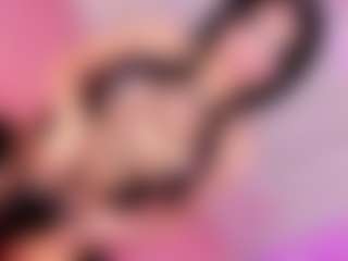 Taii-Leal's Live Sex Cam Show