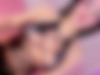 Taii-Leal's Live Sex Cam Show