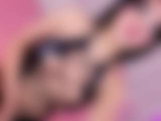 Taii-Leal's Live Sex Cam Show