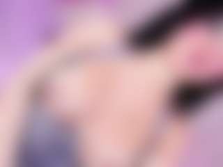 Taii-Leal's Live Sex Cam Show