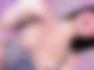 Taii-Leal's Live Sex Cam Show