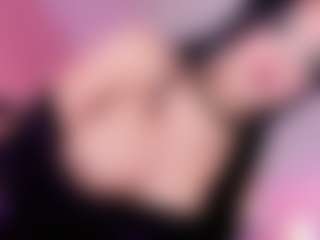 Taii-Leal's Live Sex Cam Show