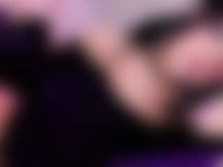 Taii-Leal's Live Sex Cam Show