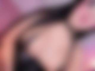 Taii-Leal's Live Sex Cam Show