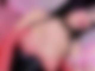 Taii-Leal's Live Sex Cam Show