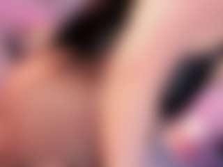Taii-Leal's Live Sex Cam Show