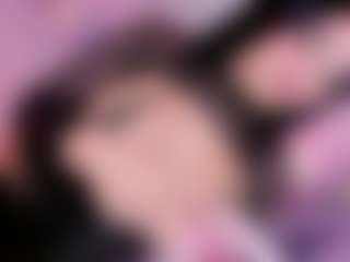 Taii-Leal's Live Sex Cam Show