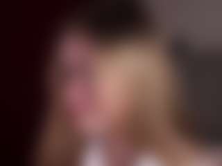 Live cam show with KanishaSkrocki - Upskirt on Camsoda