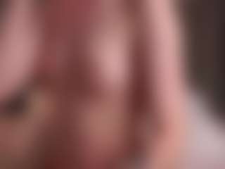 Live cam show with KanishaSkrocki - Upskirt on CamwithHer